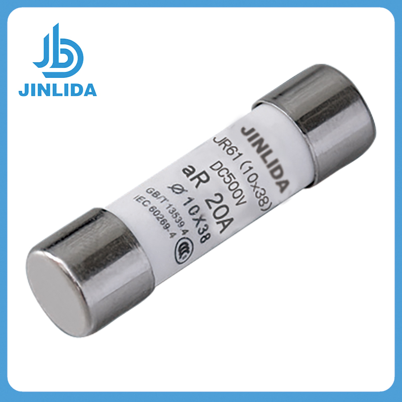 JR6圓筒形帽電動(dòng)汽車(chē)保護(hù)用熔斷體